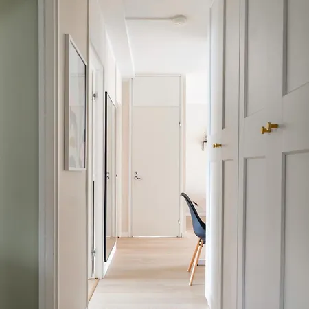 Kodikas Kahden Makuuhuoneen Asunto Tikkurilassa *