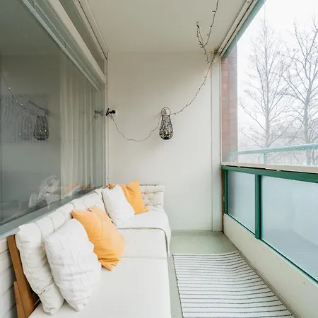 Kodikas Kahden Makuuhuoneen Asunto Tikkurilassa *